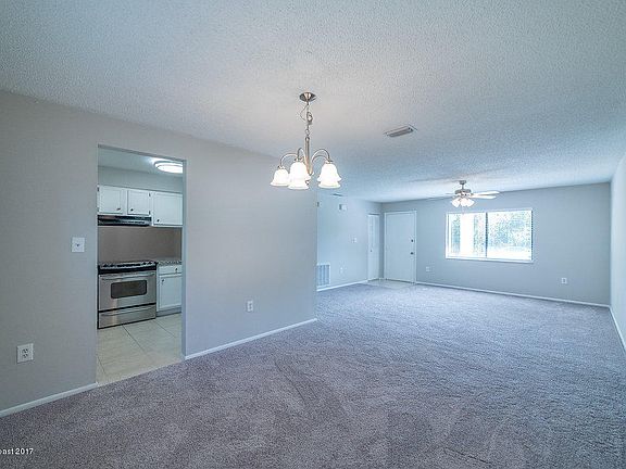 3rd image of 1573 Salazar St SE