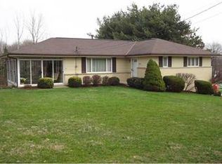 3721 Hollow Rd, New Castle, PA 16101