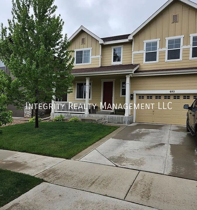 1st image of 692 Jarvis Dr