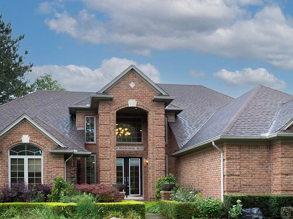 1st image of 54594 Woodcreek Blvd