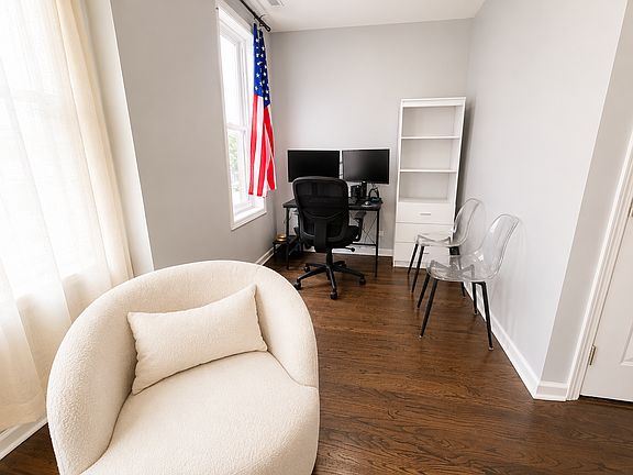 2nd image of 3323 W Washington Blvd