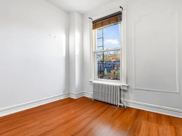 276 Ainslie Street image 13 of 14