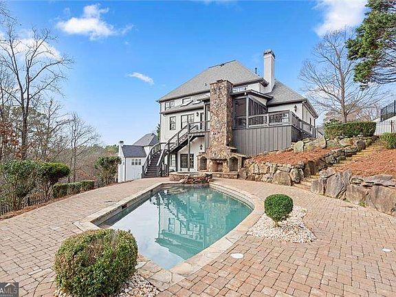 2nd image of 539 Schofield Dr