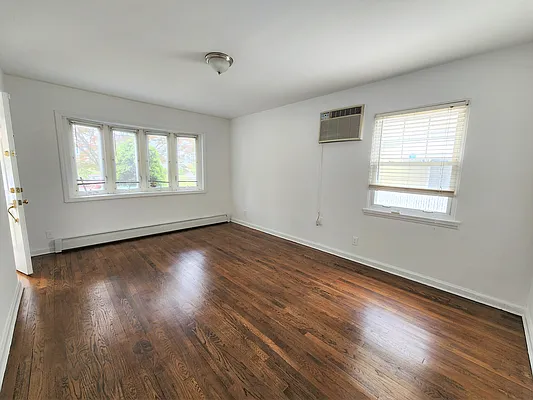 Rented by Winzone Realty Inc | media 12