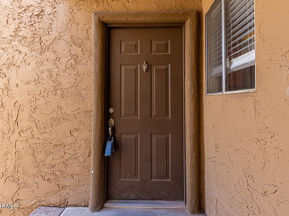 3rd image of 8250 E ARABIAN Trail #221