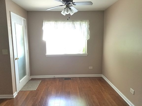 4th image of 362 Wilmington Dr Unit A1