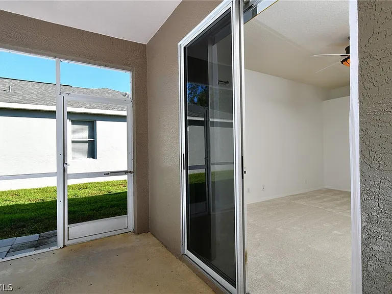 12790 Meadow Hawk Dr — Photo 30