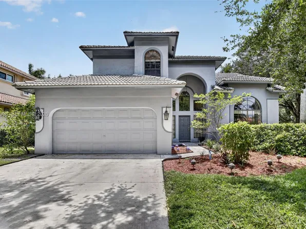 11584 Waterford Ct, Cooper City, FL 33026