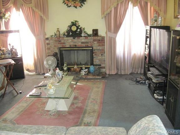 2nd image of 14732 Manzanita Dr