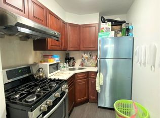 733 57th St APT 3R, Brooklyn, NY 11220