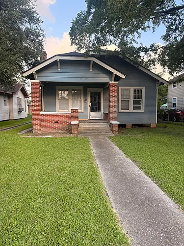 3216 6th St Photo 1