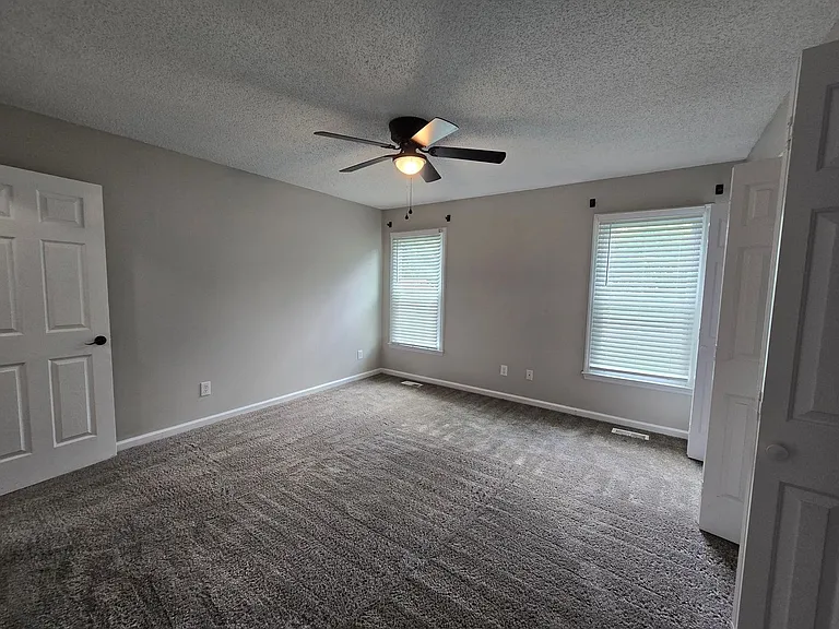 6338 Rhemish Dr — Photo 21