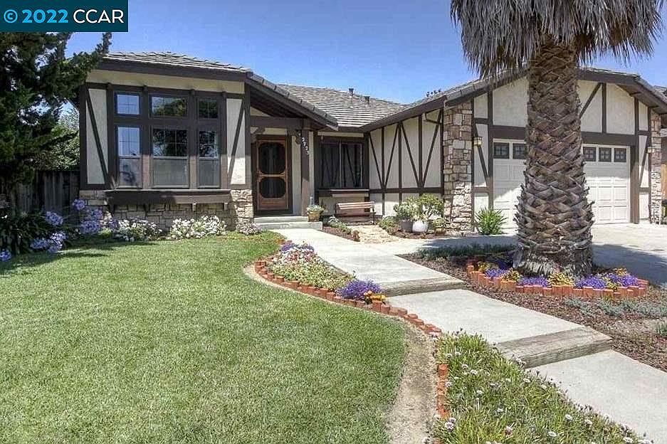 1st image of 2725 Cormorant Ct