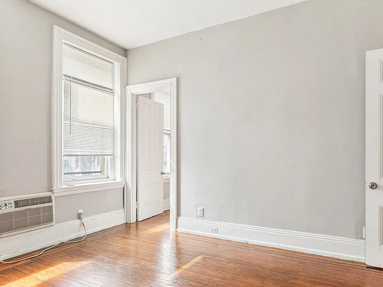 3431 Spring Garden St #F — Photo 5