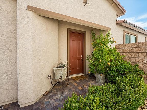4th image of 12281 Hidden Green Ct