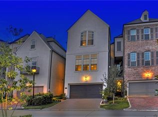 90 Gateway Park Pl, Spring, TX 77380