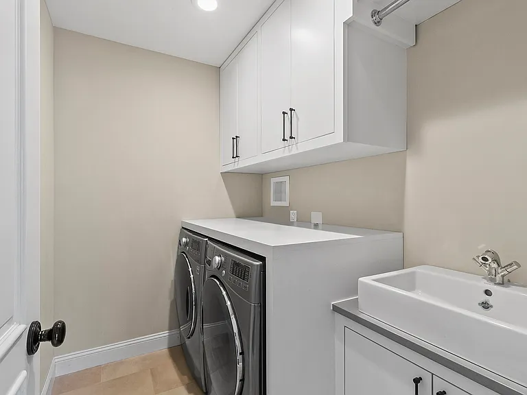 139 Northside Dr — Photo 20