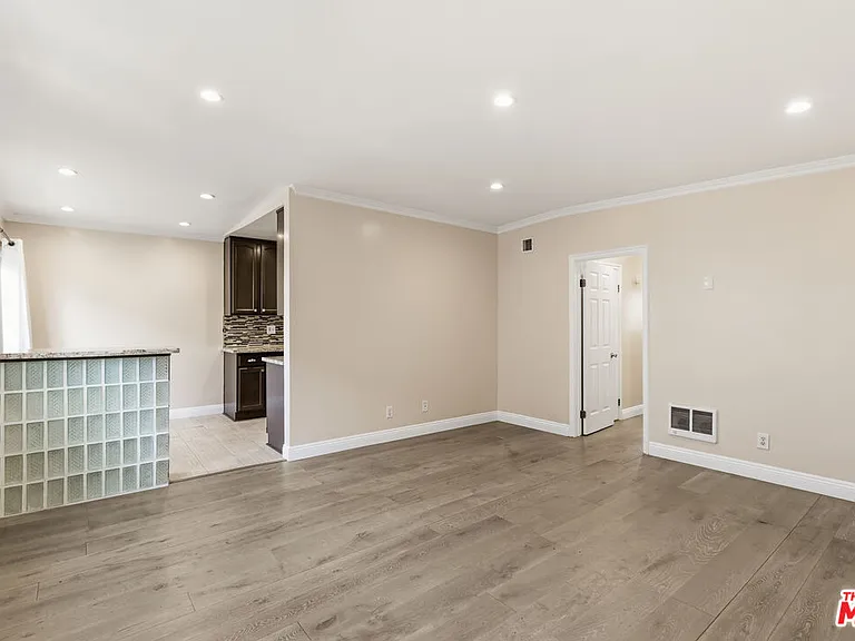 8710 Belford Ave #207B — Photo 1
