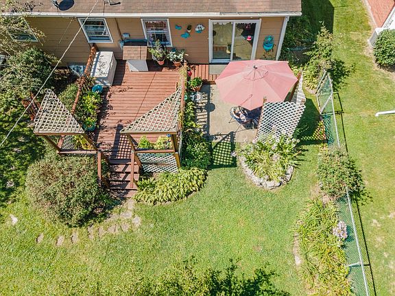5th image of 308 Arrowhead Dr
