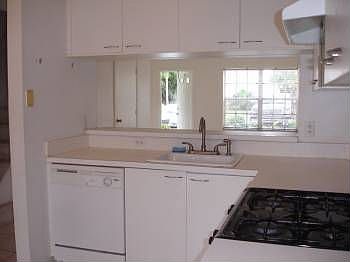 5th image of 8068 Sanibel Dr