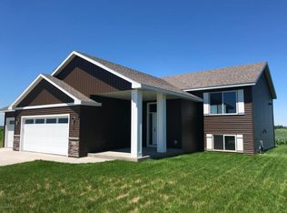 1305 12th St NW, Kasson, MN 55944