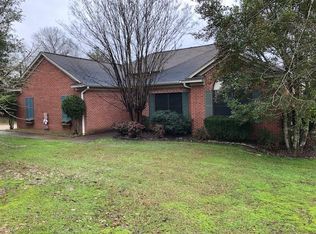 106 Pine Pl, Batesville, MS 38606