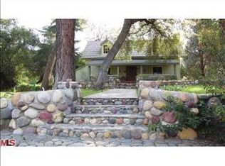 20233 Paradise Ln, Topanga, CA 90290