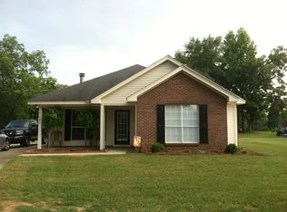 6083 Ingram Rd, Deatsville, AL 36022