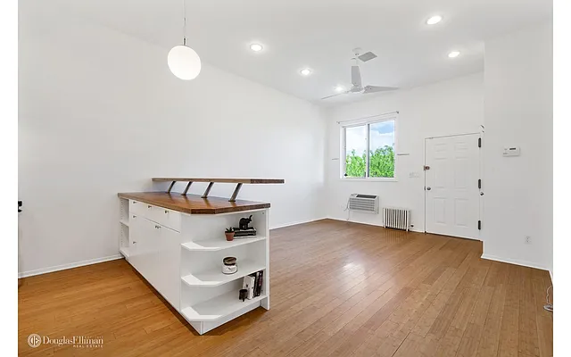 Rented by Douglas Elliman | media 7