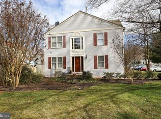 65 Pepper Tree Ct, Warrenton, VA 20186