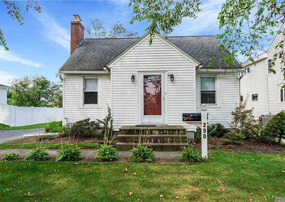 1st image of 290 Baylawn Ave