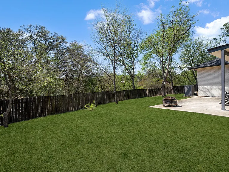 15262 Moonlit Grv — Photo 35