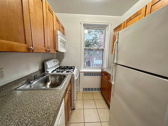 3rd image of 3200 Netherland Ave APT 2H
