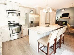 2636 Thurrock Dr, Apex, NC 27539