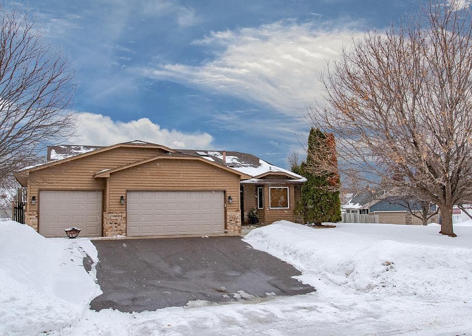 1st image of 11549 Lakeside Cir