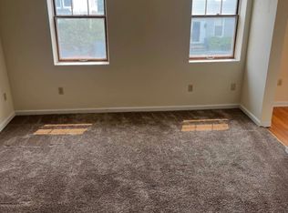 337 3rd Ave FLOOR 2, Troy, NY 12182