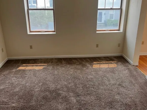 337 3rd Ave Floor 2, Troy, NY 12182