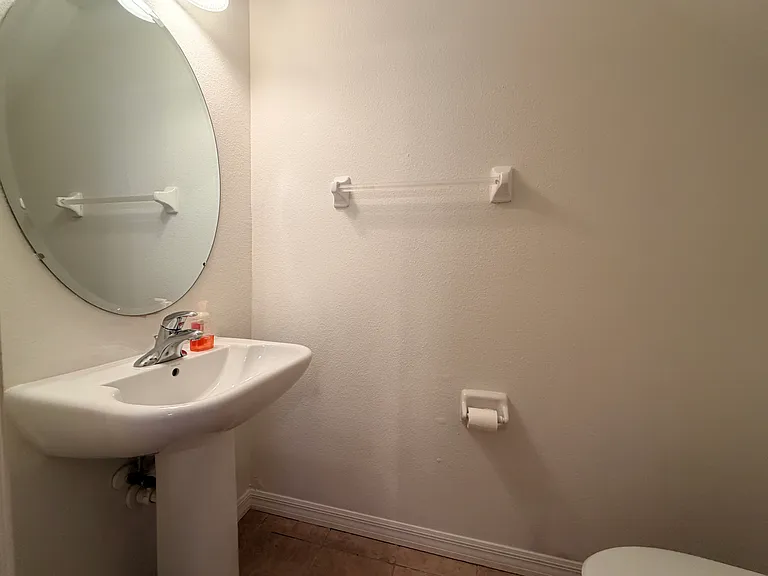 4212 Bismarck Palm Dr — Photo 40