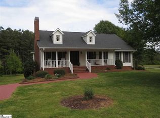 850 Chestnut Ridge Rd, Laurens, SC 29360