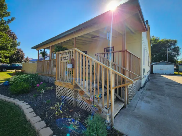 1723 Dayton St, Ellsworth, IA 50075