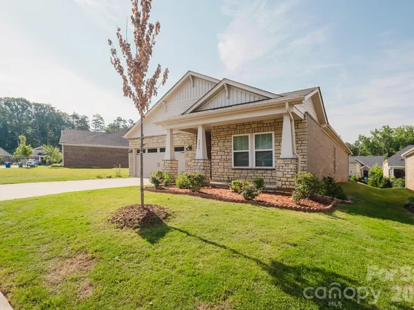 5213 Birchhill Rd, Mint Hill, NC 28227