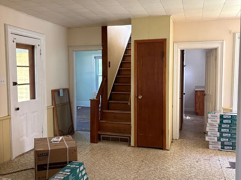 875 Water St — Photo 16
