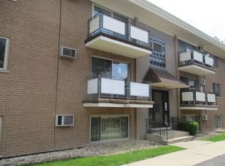 7410 W 111th St APT 311, Worth, IL