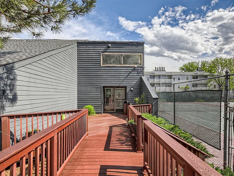 7665 E Eastman Ave #D102 — Photo 16