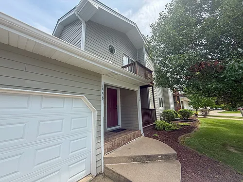 1556 W Stonehenge Dr #A Photo 1