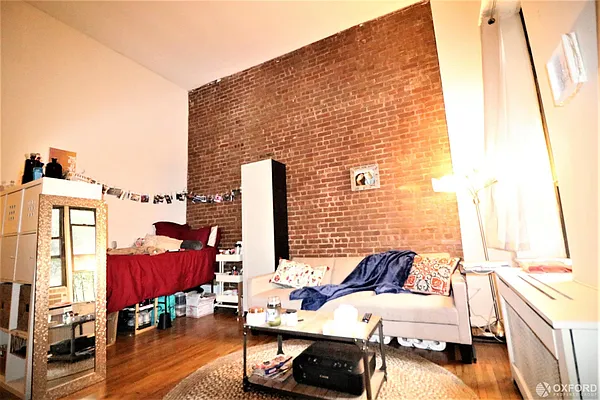 Rented by Oxford Property Group | media 3