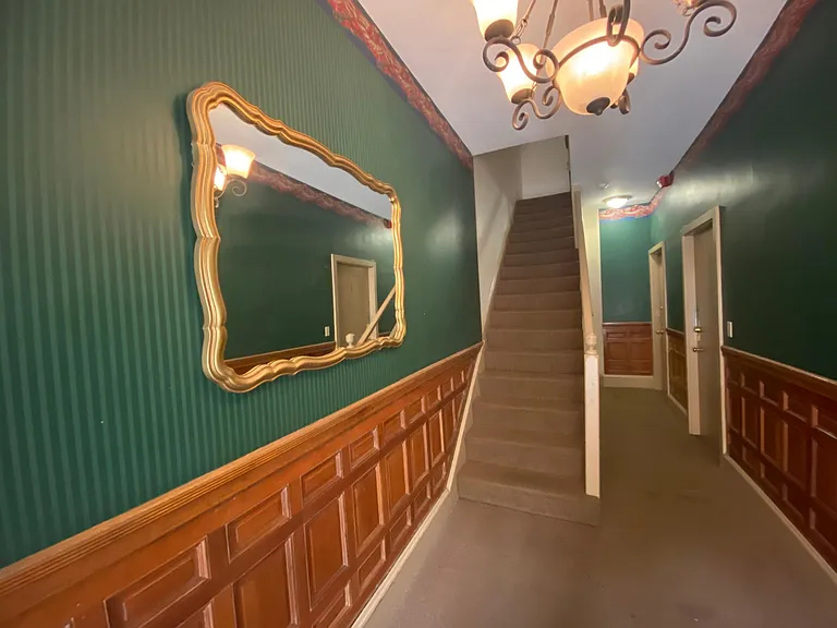 525 Beacon St #5 — Photo 7