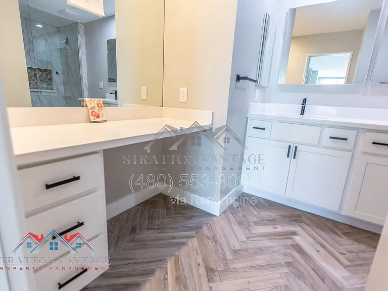 8623 E Devonshire Ave — Photo 32