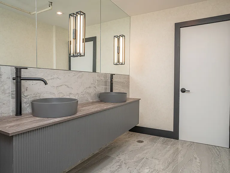 8-12 South Blvd #12-102 — Photo 24