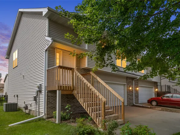 235 N Park Ridge Rd, North Liberty, IA 52317